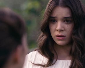 Hailee Steinfeld, Ella Hunt, Gus Birney - Dickinson s01e01-03