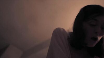 Samantha Colley, Alexia Giordano, Emma Appleton - Genius Picasso s02e02 (2018)