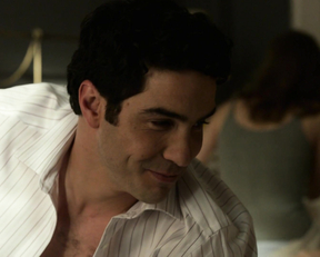 Katie Finneran, Ella Rae Peck - The Looming Tower s01e04 (2018)