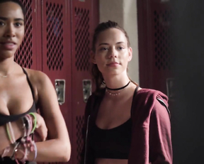 Willa Fitzgerald, Marlo Kelly, Herizen F. Guardiola - Dare Me s01e03 (2019)