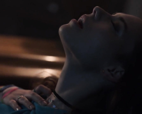 Willa Fitzgerald, Marlo Kelly, Herizen F. Guardiola - Dare Me s01e03 (2019)