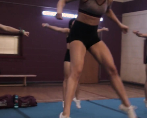 Willa Fitzgerald, Marlo Kelly, Herizen F. Guardiola - Dare Me s01e03 (2019)