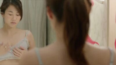 Irene Choi, Kelsey Lynn Boze, Kelsey Boze, Embry Rose - The Perils of Growing Up Flat-Chested (2013)