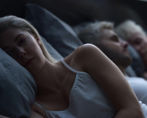 Emma Greenwell, Catherine Steadman - The Rook s01e03 (2019)