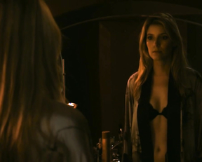 Victoria Profeta naked - Cash (2010)