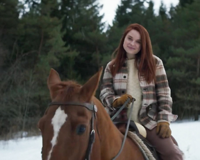 Bracken Burns, Hannah Gross - Falling (2020)