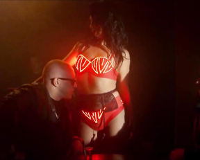 Hilda Karmen naked - Zakon i besporyadok s01e04-05 (2020)