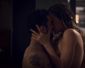 Tory Trowbridge naked - Tiny Pretty Things s01e02e04 (2020)