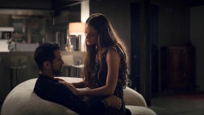 Tory Trowbridge naked - Tiny Pretty Things s01e02e04 (2020)