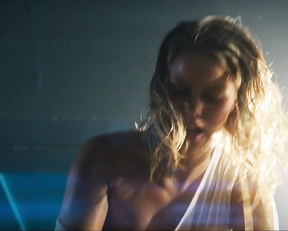 Wenla Reimaluoto naked - Perfect Commando s01e04 (2020)