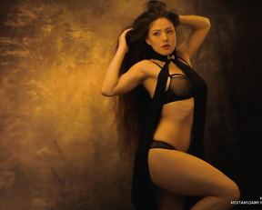 Joy Draiki nude - One on One (2019)