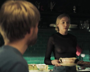 Marina Vasileva naked - Pobochnyi effekt (2020)