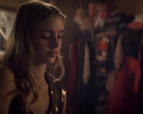 Casimere Jollette naked - Tiny Pretty Things s01e01-09 (2020)