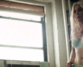 Amy Hargreaves, Olivia Luccardi, Comfort Clinton - Paint (2020)