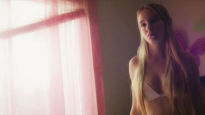 Moxie Owens, Cody Renee Cameron, Dominique Swain, Psalms - Girl Lost A Hollywood Story (2020)