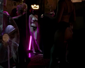 Kristina Asmus, Maria Chuprinskaia - Kitoboy (2020)