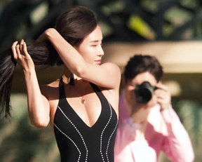 Miya Muqi naked - Vanguard (2020)