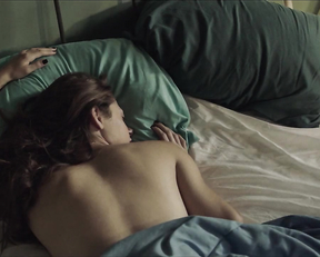 Mia Serafino naked - Smiley Face Killers (2020)