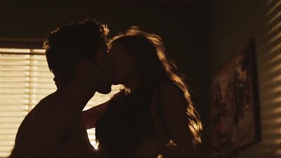 Mia Serafino naked - Smiley Face Killers (2020)