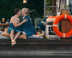 Christine Eixenberger nude - Matze, Kebab und Sauerkraut (2020)