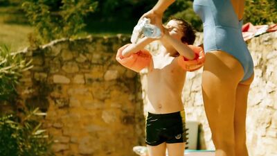 Adele Exarchopoulos naked - Revenir (2019)