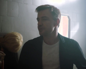 Darya Ursulyak, Nelli Uvarova - Zakrytyj sezon s01e01e02e04e08 (2020)