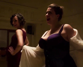 Eva Hacurova nude - Jak si nepodelat zivot s01e01 (2019)