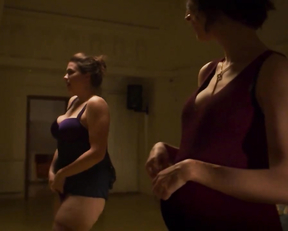 Eva Hacurova nude - Jak si nepodelat zivot s01e01 (2019)