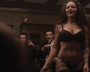 Pastel Supernova nude - A Teacher s01e07 (2020)