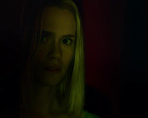 Ema Horvath, Mena Suvari - What Lies Below (2020)