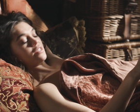 Sabrina Bartlett nude - Bridgerton s01e01e08 (2020)