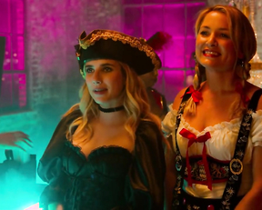 Aimee Carrero, Emma Roberts, Kristin Chenoweth, Nicola Peltz - Holidate (2020)