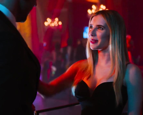 Aimee Carrero, Emma Roberts, Kristin Chenoweth, Nicola Peltz - Holidate (2020)