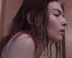 Patrycja Planik nude - Lillian (2019)