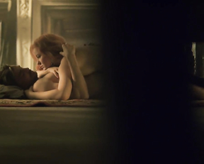 Irina Starshenbaum nude - Sherlok v Rossii s01e06 (2020)