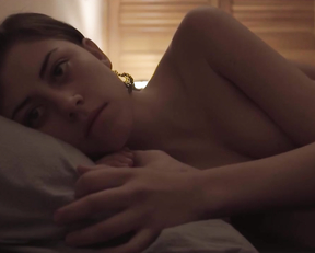 Angela Vazquez nude - Un inocente relato (2019)