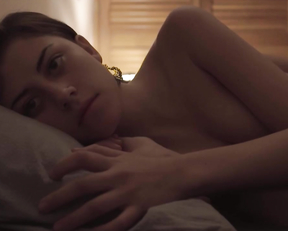 Angela Vazquez nude - Un inocente relato (2019)