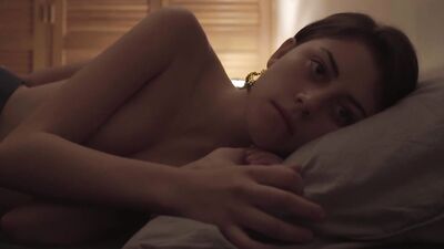 Angela Vazquez nude - Un inocente relato (2019)