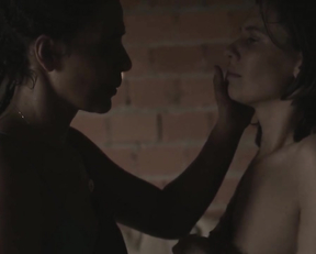 Anna Zepa, Daniela Evelise - Entre (2019)