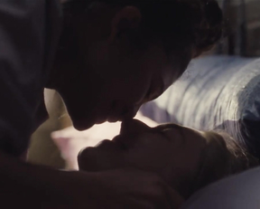 Hunter Schafer nude - Euphoria s01e00 (2020)