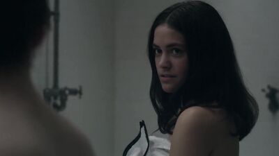 Maisie Williams, Anya Taylor-Joy - The New Mutants (2020)