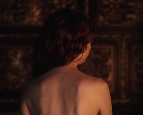 Charlotte Hope nude - The Spanish Princess s02e02-03 (2020)