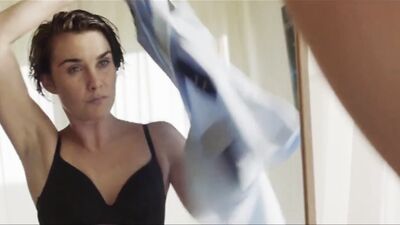 Lumira Prichystalova nude - 3Bobule (2020)