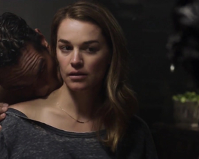 Laura Gordon, Olivia DeJonge - Undertow (2018)