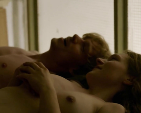 Lilith Hassle Nude - Ein Schritt zu viel (2020)