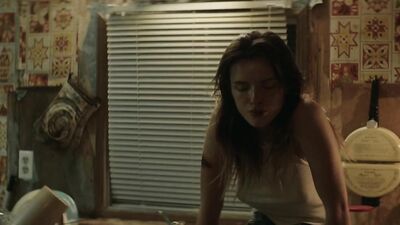 Bella Thorne nude - Girl (2020)