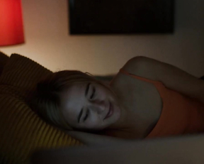 Alba August, Josephine Bornebusch - Orca (2020)