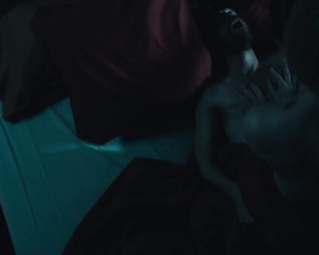 Emilie Blaser, Isabelle Caillat nude - Cellule de crise s01e04e06 (2020)