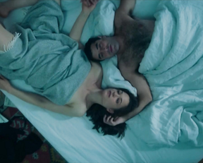 Emilie Blaser, Isabelle Caillat nude - Cellule de crise s01e04e06 (2020)