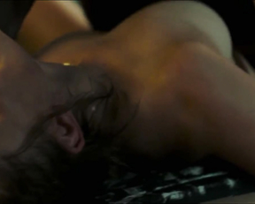 Lena Schmidtke naked - Berlin Alexanderplatz (2020)